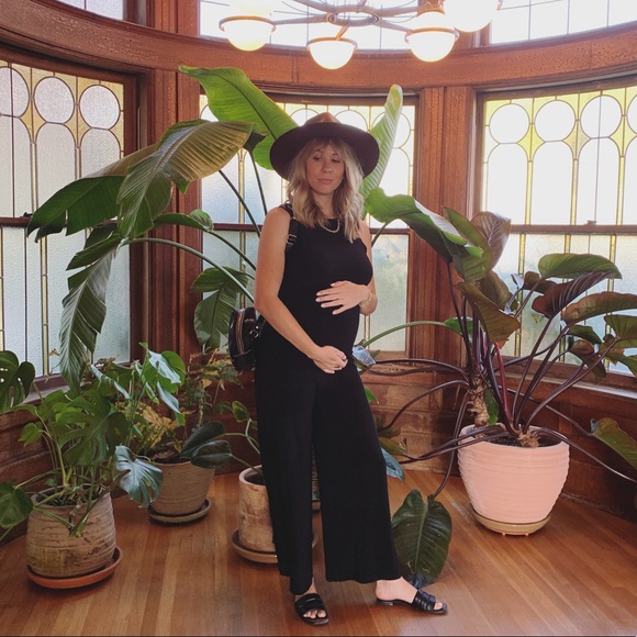 Meet your Posher, IMPERFECTSMOOTH🕊 - Picture 2 of 7